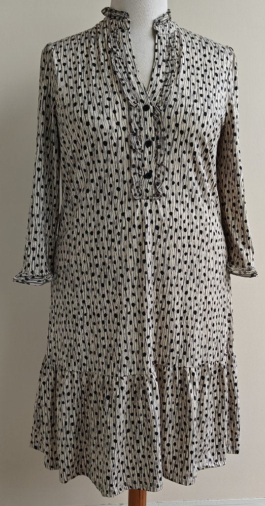 K-Design ecru jurkje met grijs/zwarte print mt. XL, K-design, Overige kleuren, Maat 46/48 (XL) of groter, Ophalen of Verzenden