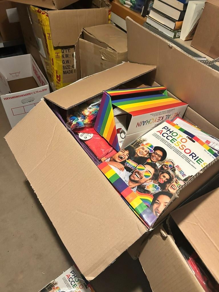 PRIDE / REGENBOOG PARTIJ – KLEURRIJKE HANDEL – OP = OP, Ophalen of Verzenden, Nieuw