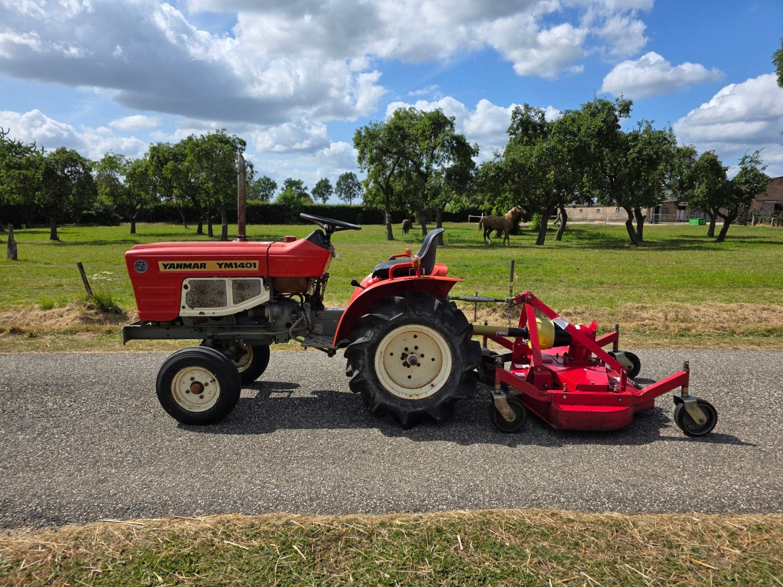 Yanmar YM1401D met cirkelmaaier Marge., Overige merken, Gebruikt, Tot 2500, Ophalen of Verzenden
