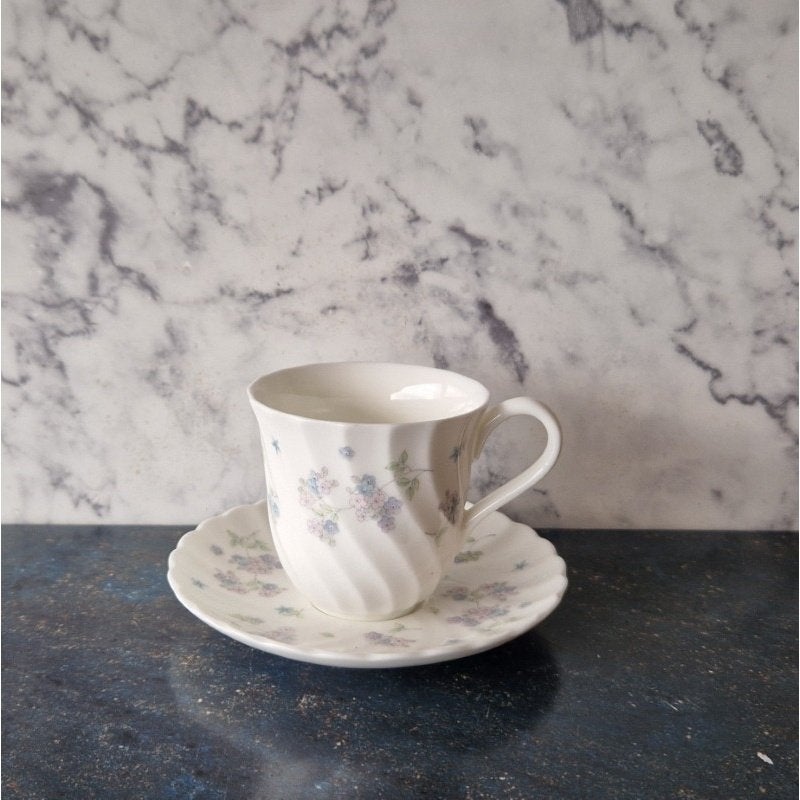 Wedgwood April Flowers koffiekop en schotel, Ophalen of Verzenden