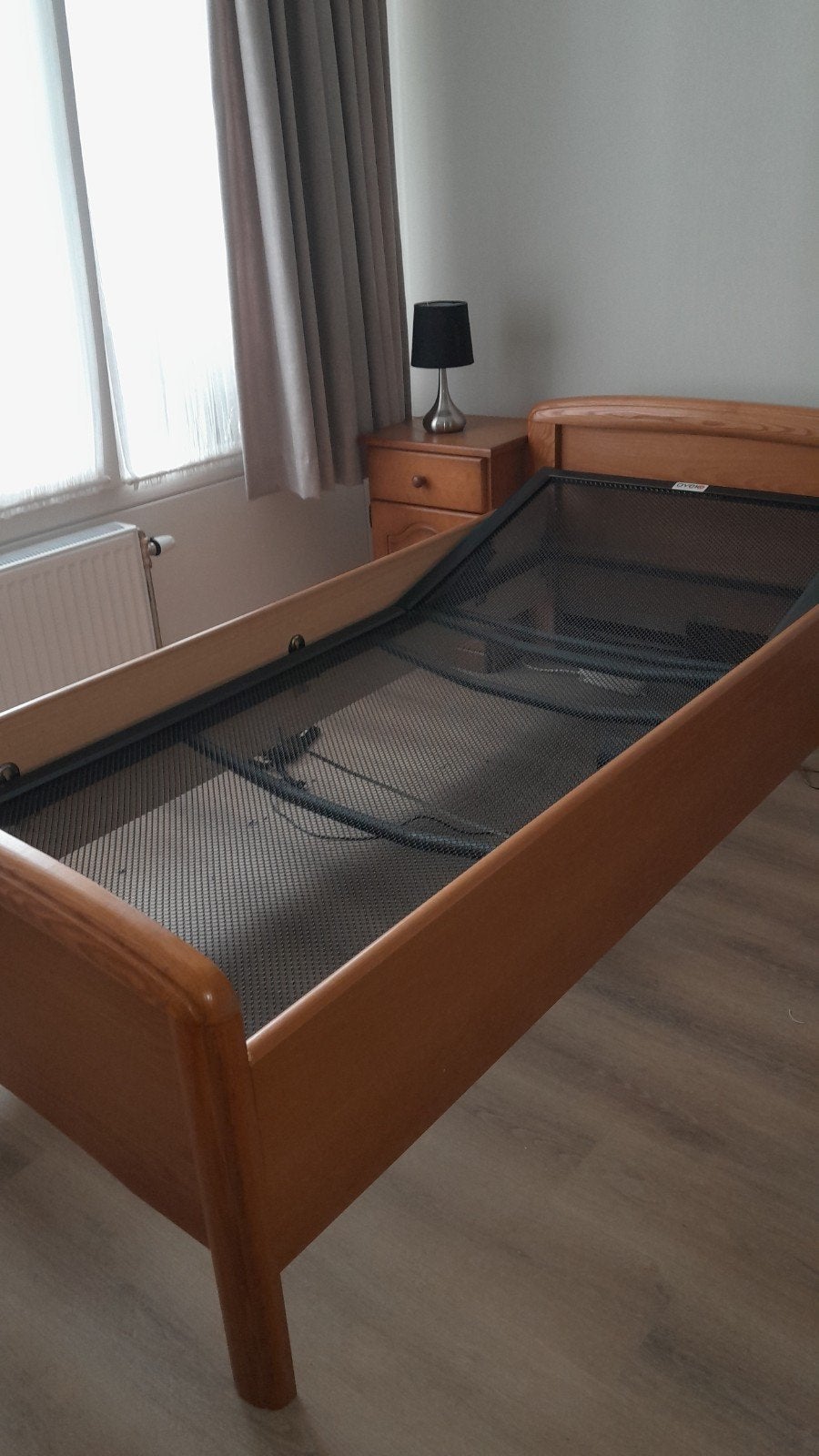 1 persoons bed, Huis en Inrichting, Ophalen, Verstelbaar, 90 cm, Eenpersoons