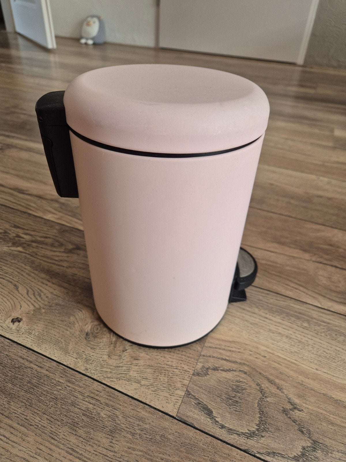 Roze pedaalemmer 3 liter,  zo goed als nieuw, Met pedaal, Ophalen of Verzenden, Zo goed als nieuw, Minder dan 10 liter