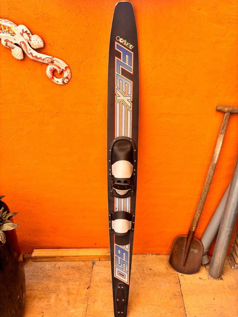 Mono ski te koop, Overige merken, 160 tot 180 cm, Ophalen of Verzenden, Zo goed als nieuw