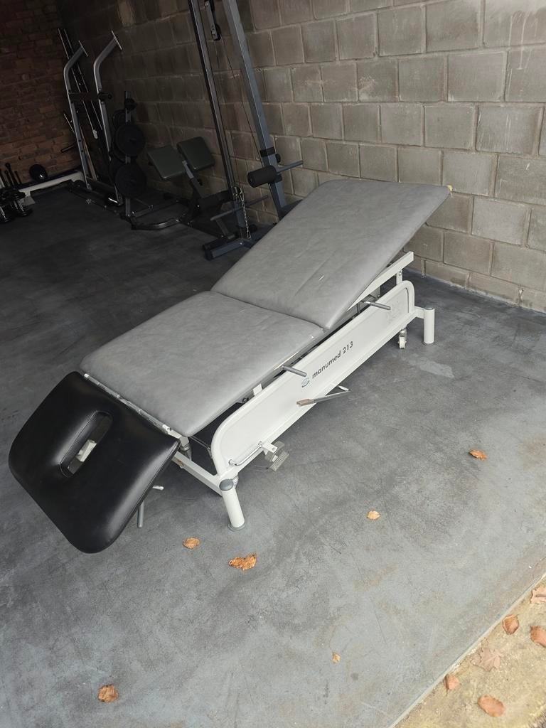 Manumed 213 behandeltafel, massagetafel, Ophalen