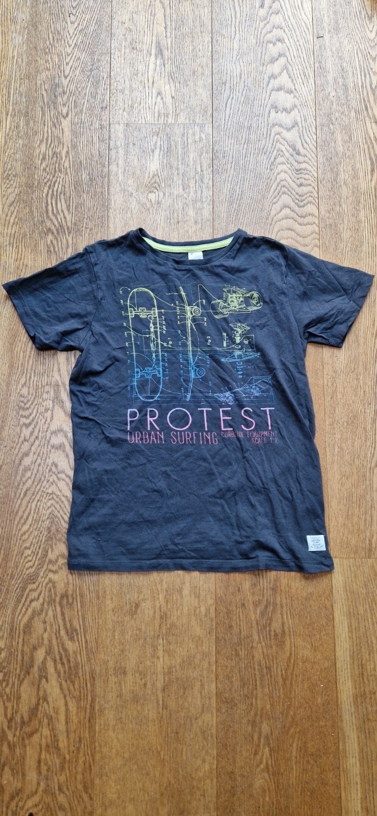 Shirt maat 164 Protest, Kinderen en Baby's, Kinderkleding | Maat 164, Protest, Ophalen of Verzenden, Zo goed als nieuw, Shirt of Longsleeve