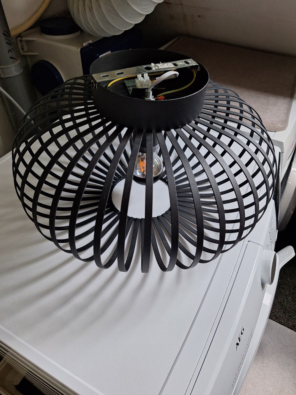 Zwarte metalen plafonnière - Goede gebruikte staat, Ophalen, Gebruikt, Zwart, Plafondlamp