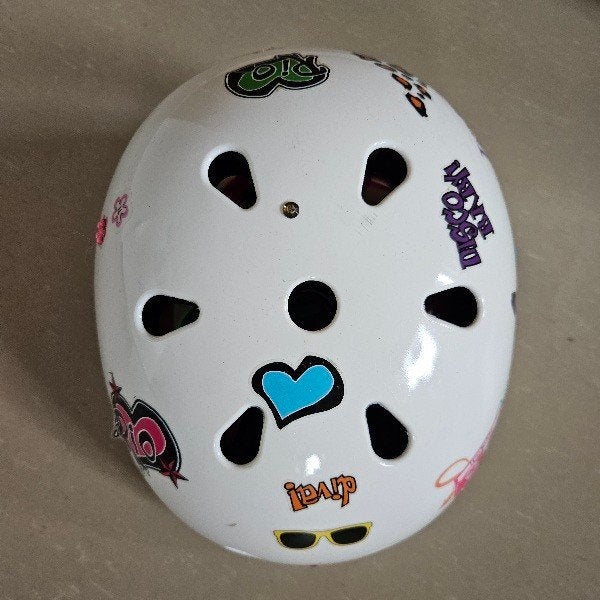 Leuke helm voor skateboarden - mt S/M kind, S, Rio, Jongen of Meisje, Ophalen of Verzenden