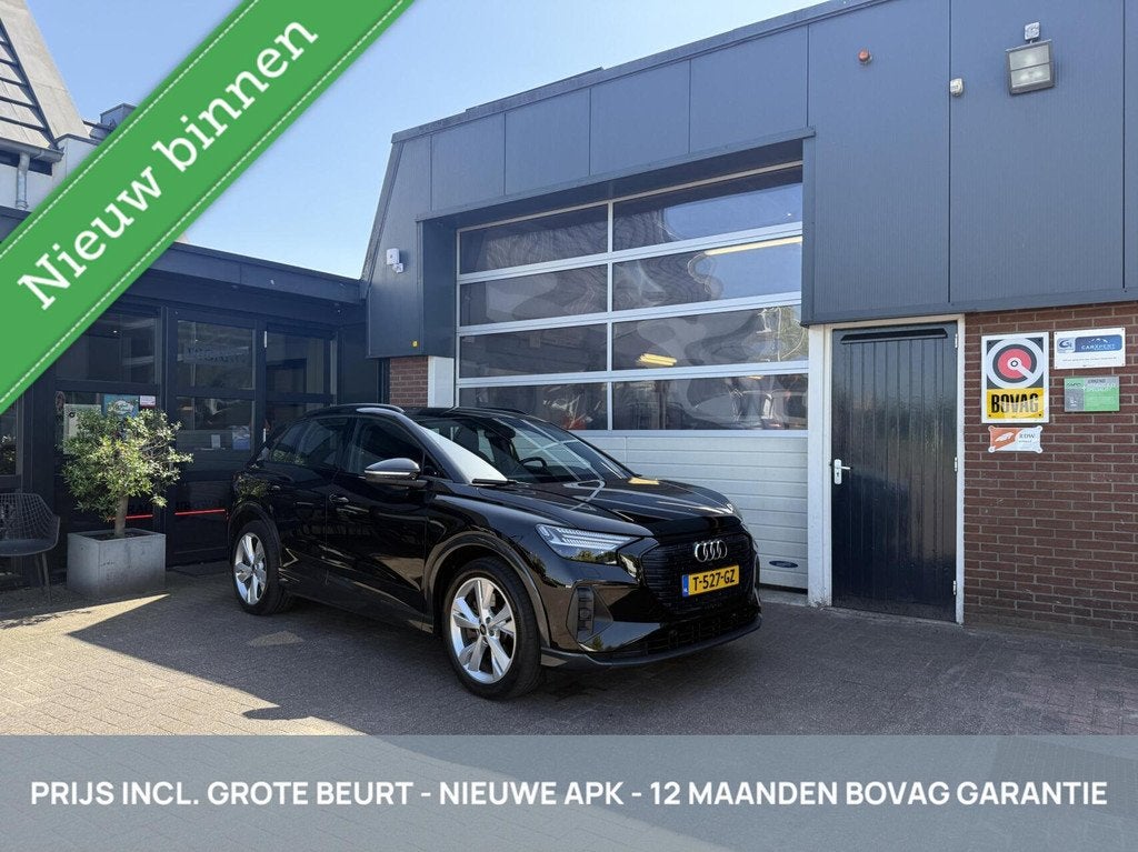 Audi Q4 e-tron 40 S edition 77 kWh SOH 94% ACC/STOELVERW. *A, Auto's, Automaat, 12 maanden, Gebruikt, Zwart