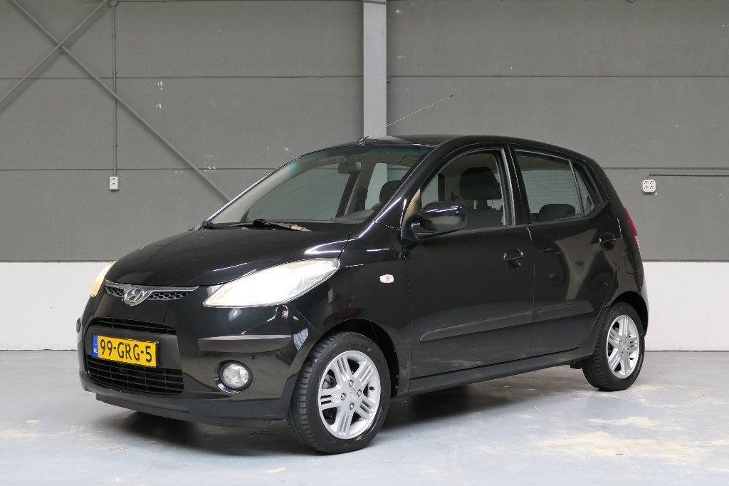 Hyundai i10 1.1 I 5DR 2008 Zwart * AIRCO LAGE KM STAND *
