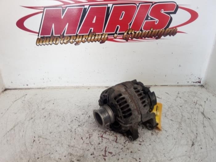 Dynamo van een Opel Astra, Gebruikt, -, -, Opel