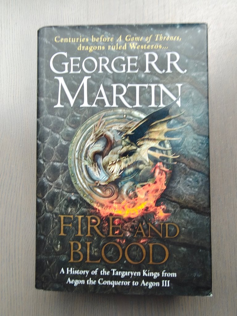 Fire and Blood - George R. R. Martin - Hardcover, Boeken, Ophalen of Verzenden, Zo goed als nieuw, George R.R. Martin