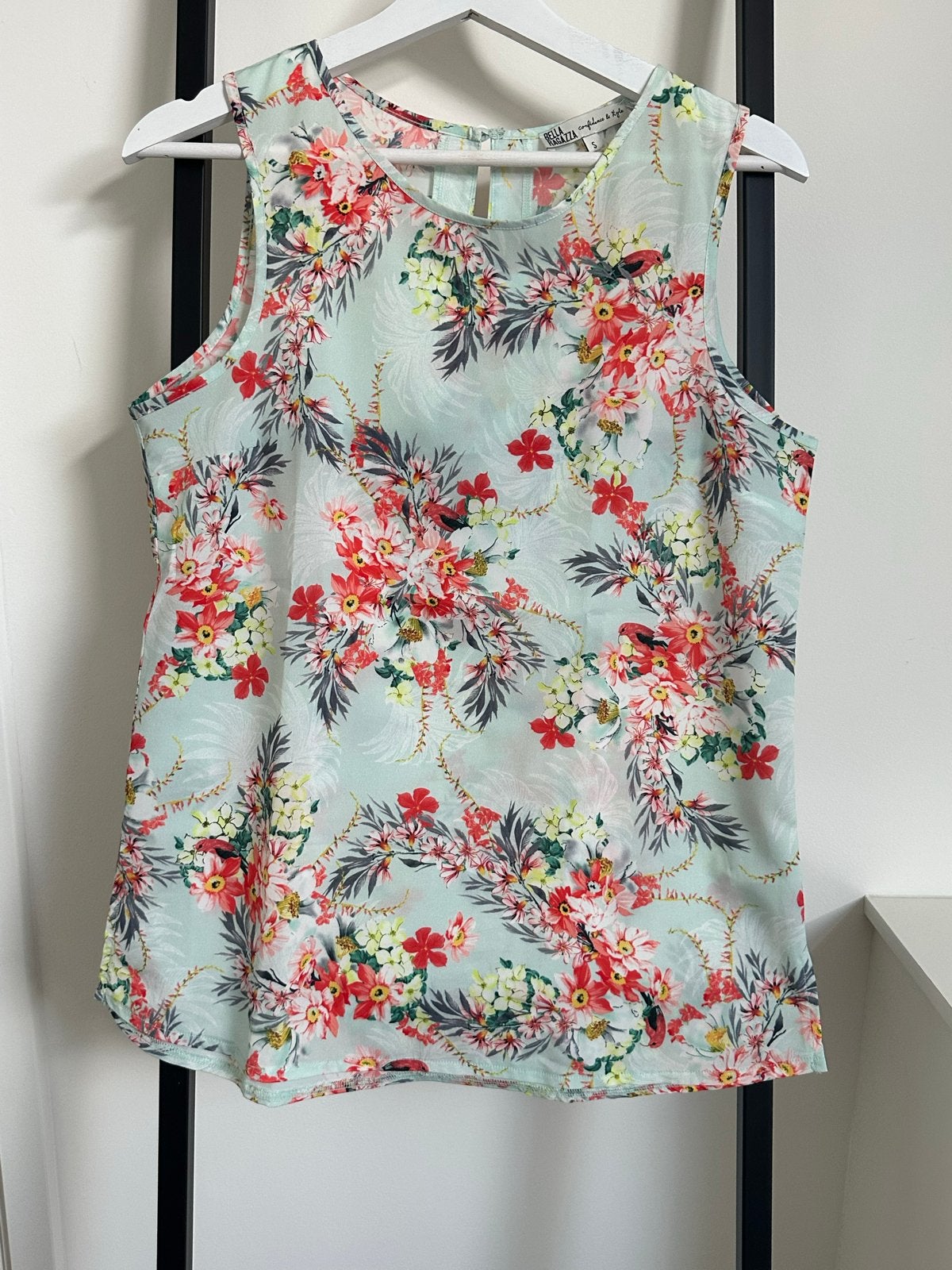 Bella Ragazza mouwloze top met bloemenprint, Ophalen of Verzenden, Zo goed als nieuw, Groen, Maat 36 (S)