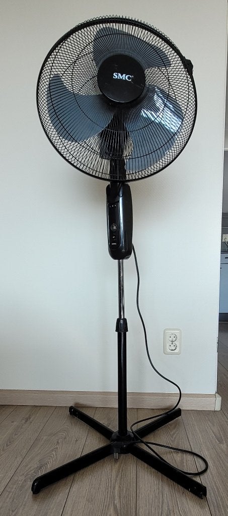 SMC ventilator, verstelbaar, 3 standen + afstandsbediening, Witgoed en Apparatuur, Ophalen, Gebruikt, Statiefventilator