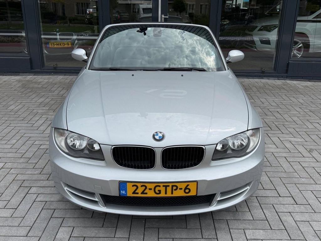 BMW 1-serie Cabrio 118i Executive 71000km Nap Airco, Auto's, 1-Serie, Cabriolet, 4 stoelen, Origineel Nederlands