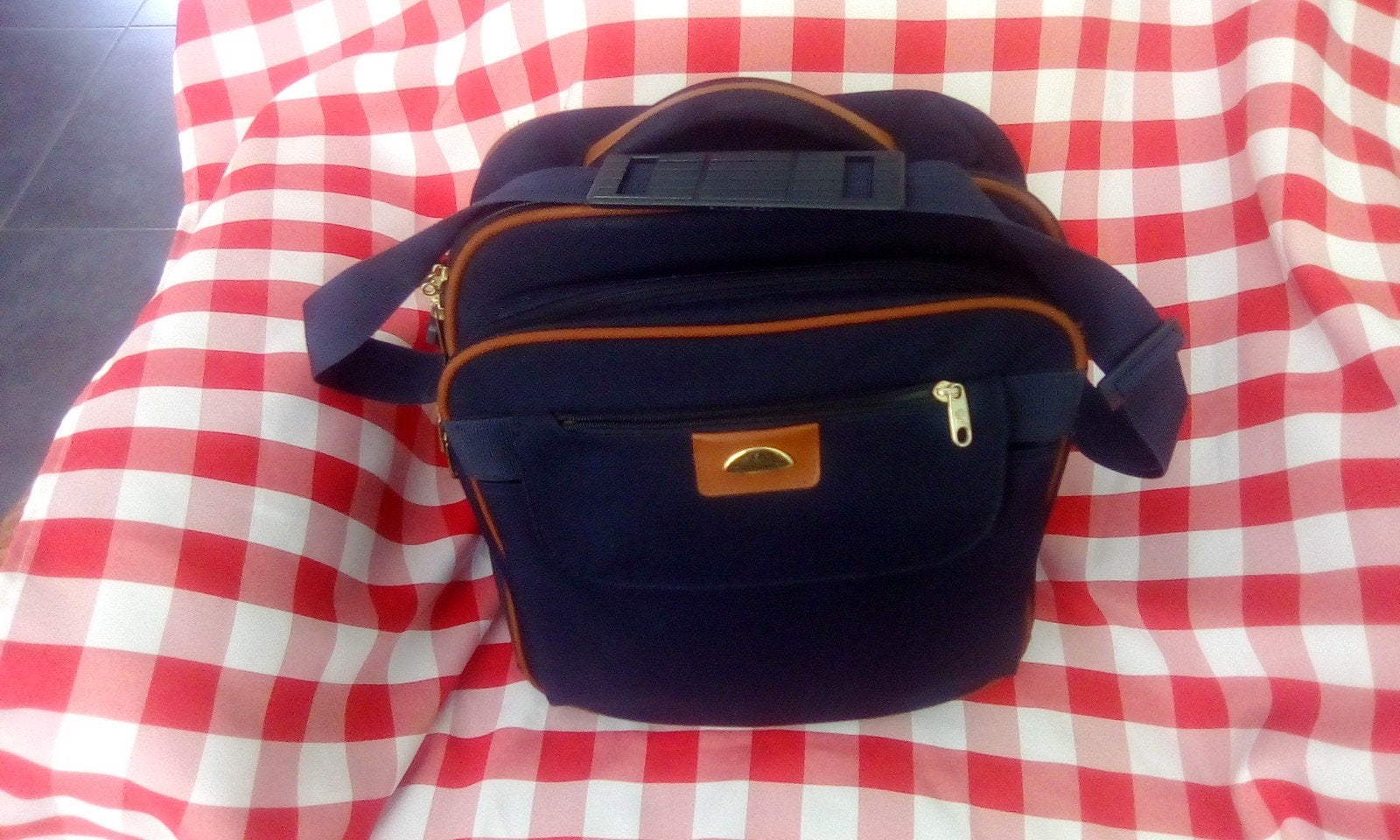 Handige hand schoudertas merk SAMSONITE, Ophalen, Zo goed als nieuw, 30 cm of meer, Minder dan 35 cm
