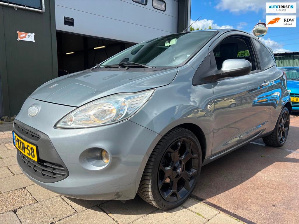 Ford Ka 1.2 Titanium X Leder Sportief Uitgevoerd!, Voorwielaandrijving, Gebruikt, 4 cilinders, 4 stoelen