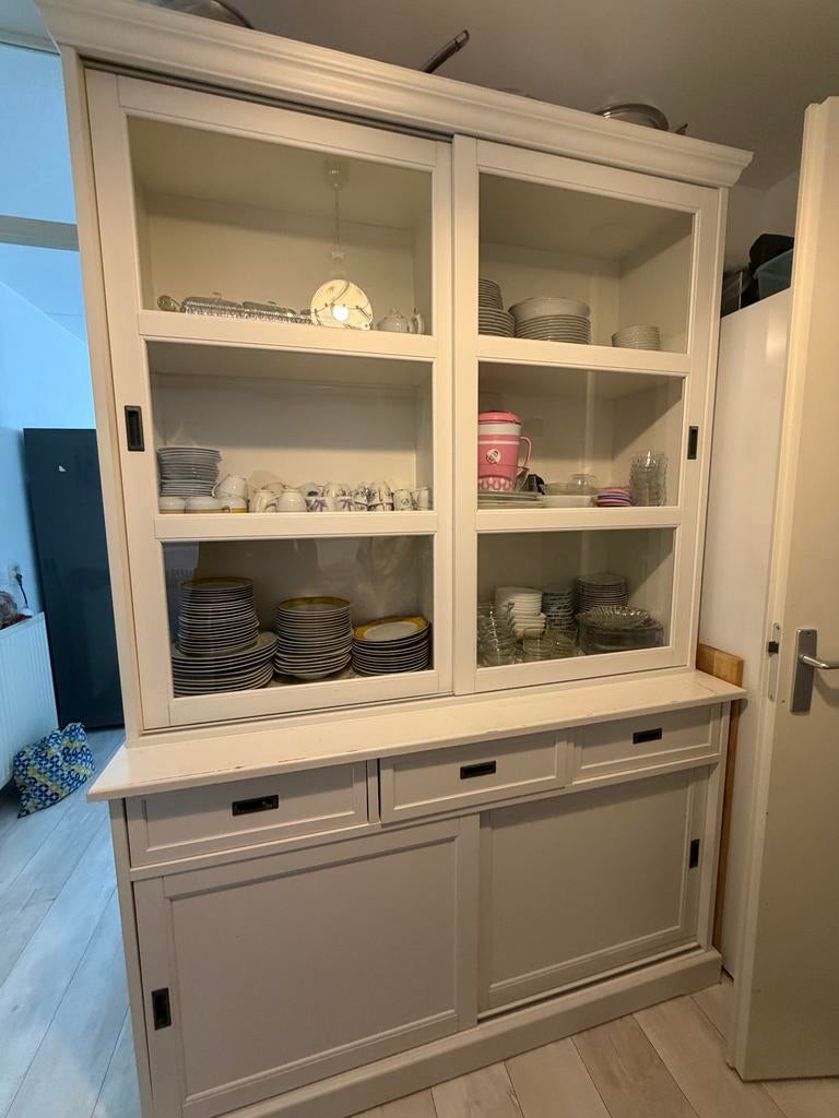 Witte buffetkast met glazen schuifdeuren en lades, Gebruikt, 100 tot 150 cm, 200 cm of meer, Ophalen of Verzenden