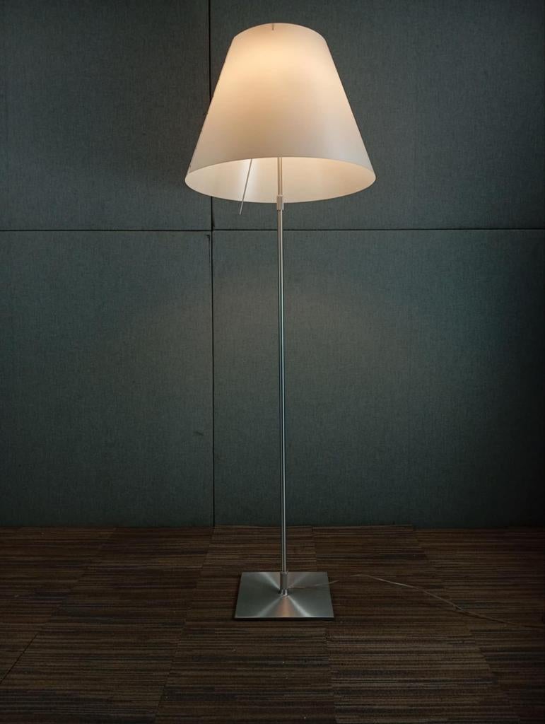 Grote design Luceplan costanza Grande, Huis en Inrichting, Lampen | Vloerlampen, Ophalen, Zo goed als nieuw, 200 cm of meer