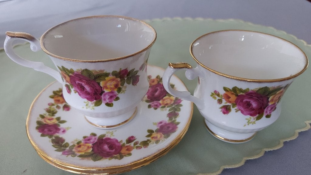2 kop met schotel Springfield ,bone China porselein, Ophalen