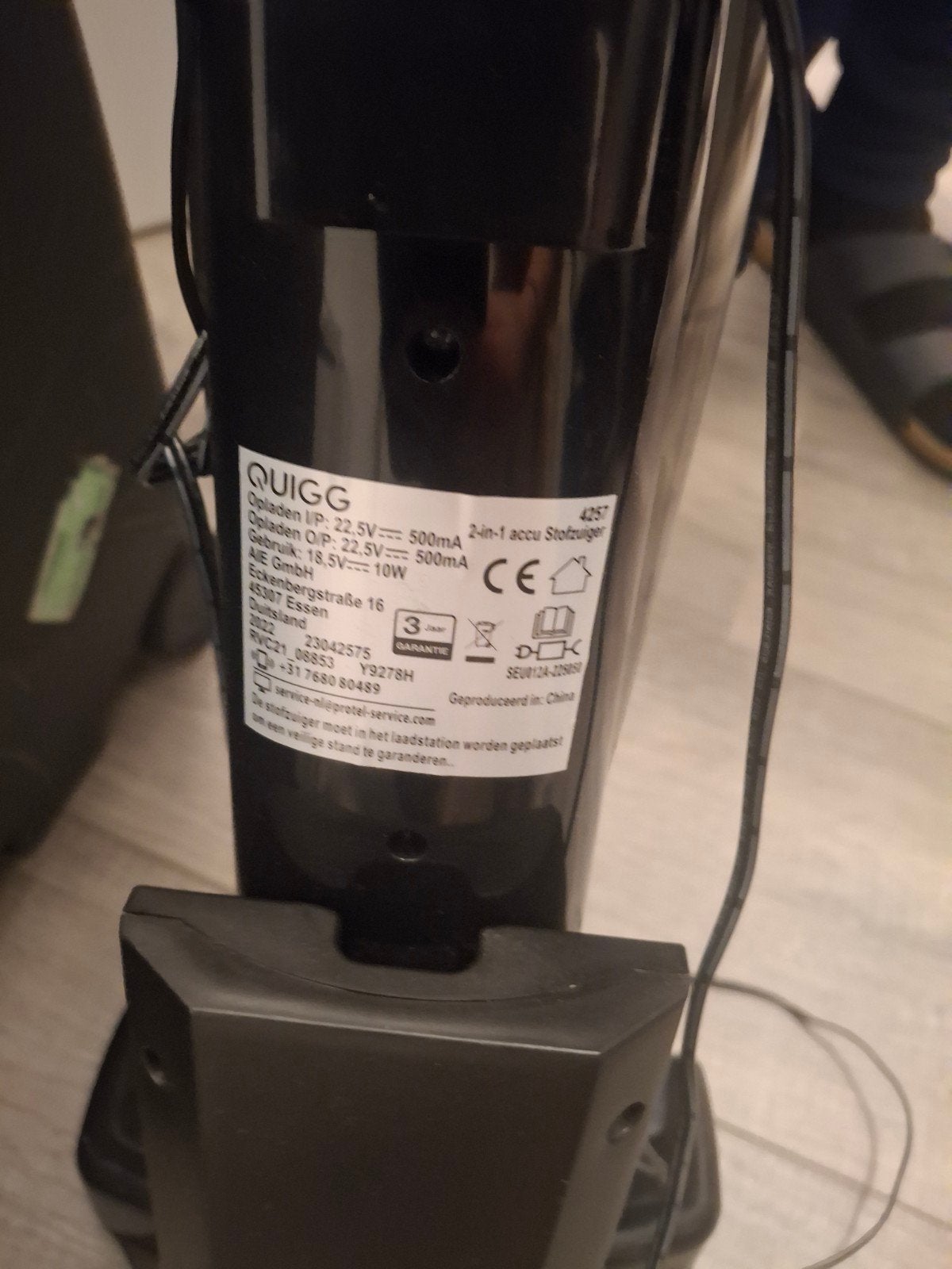 Quigg Steelstofzuiger & Kruimeldief met Verstelbare St, Witgoed en Apparatuur, Combi-reiniger, Overige merken, Gebruikt, Draadloos