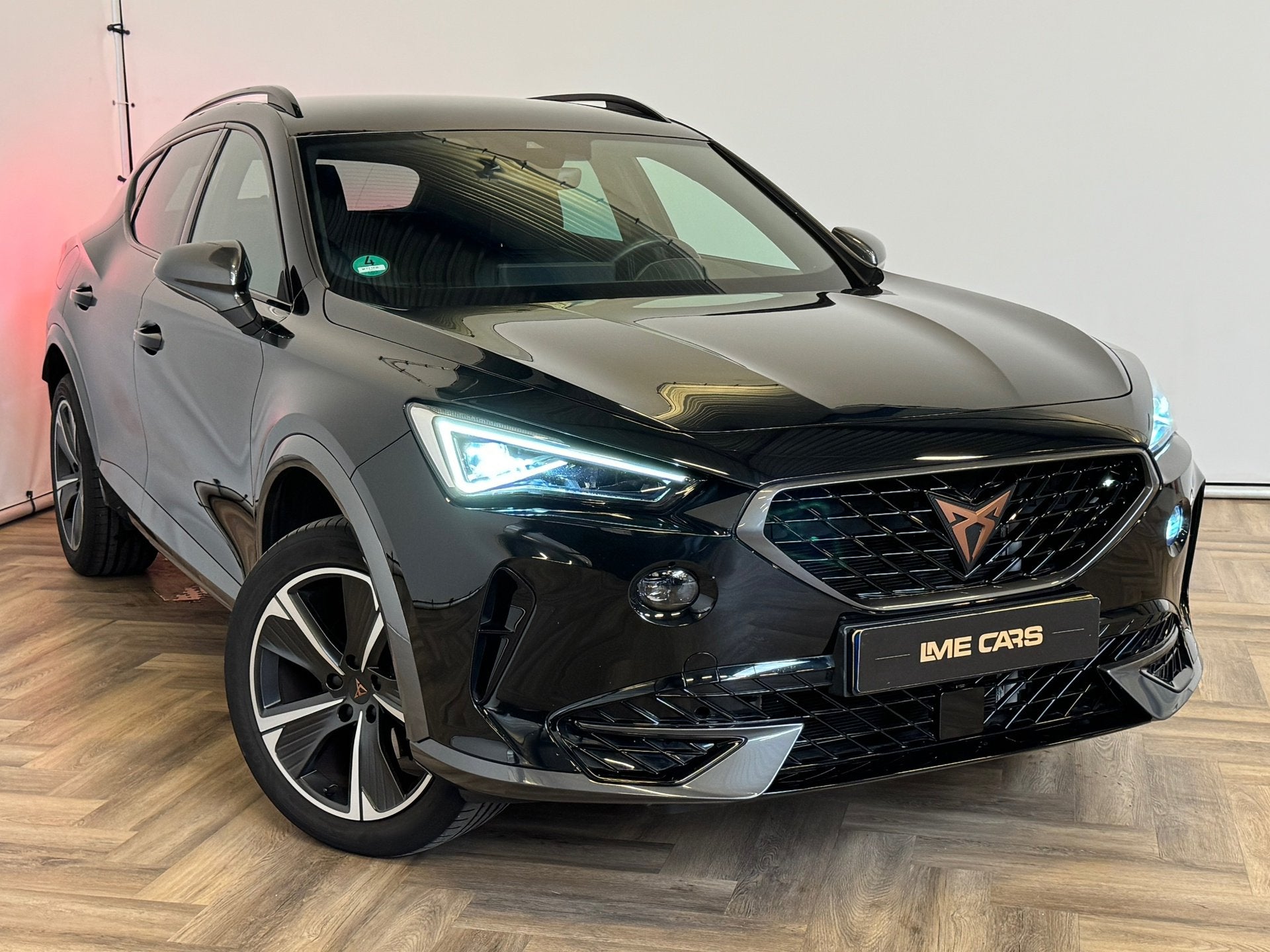 Cupra FORMENTOR 1.5 TSI Business Edition | INCL BTW| FULL OP, 15 km/l, 4 cilinders, Leder en Stof, Zwart