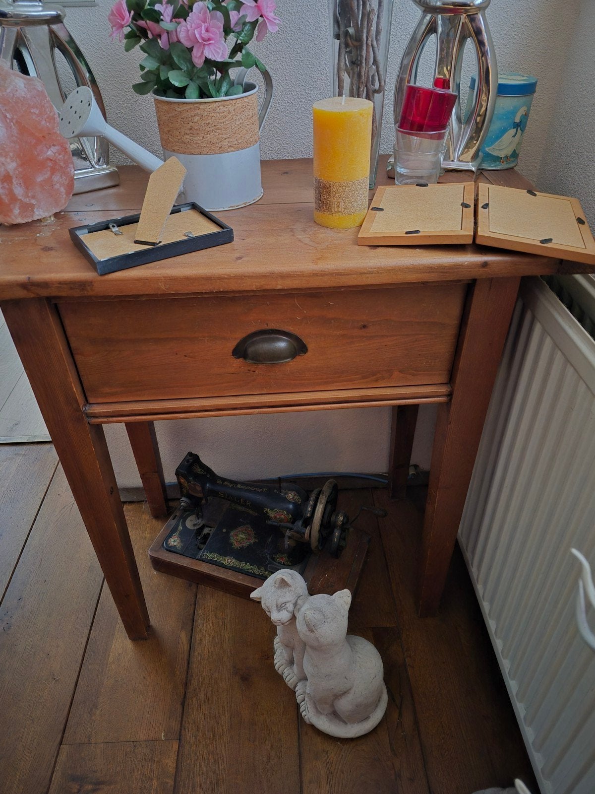 Vintage Houten Bijzettafel met Lade, Antiek en Kunst, Antiek | Naaimachines, Ophalen