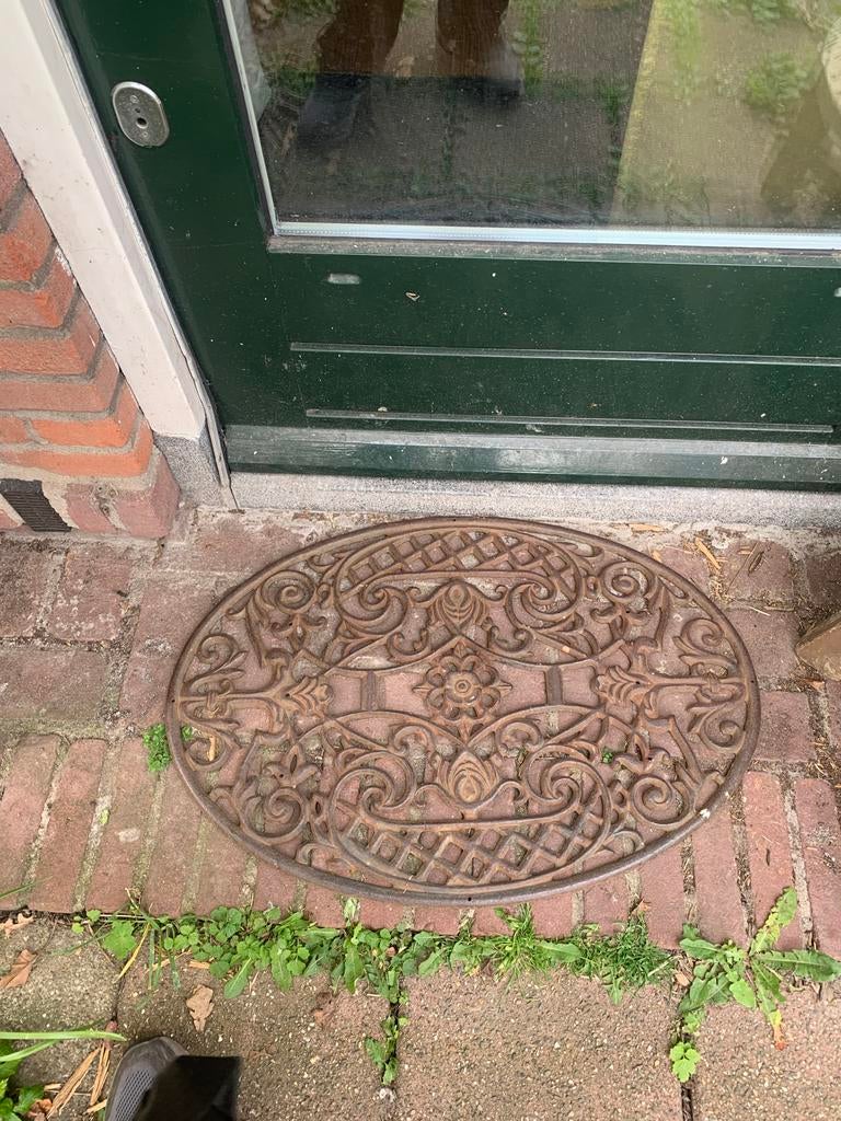 Decoratieve gietijzeren deurmat, Tuin en Terras, Ophalen, Gebruikt, Gietijzer, Schoonloopmat