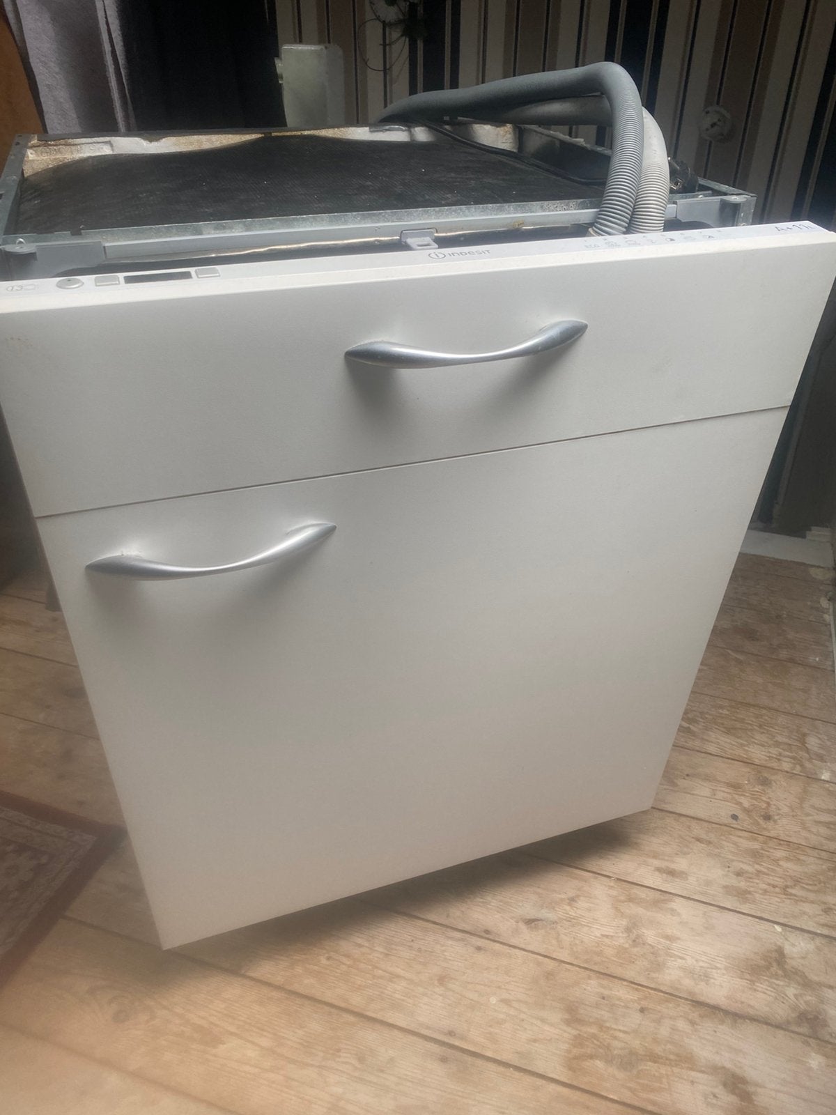 Indesit vaatwasser inbouw, Ophalen of Verzenden, Zo goed als nieuw, Inbouw, Minder dan 85 cm