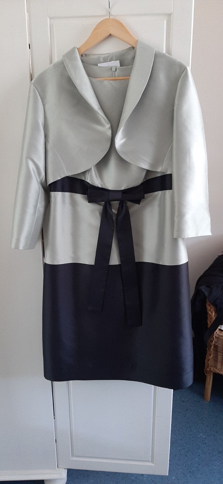 Linea Raffaelli Cocktailjurk met Bolero Maat 38/40, Kleding | Dames, Gelegenheidskleding, Zo goed als nieuw, Cocktailjurk, Maat 38/40 (M)
