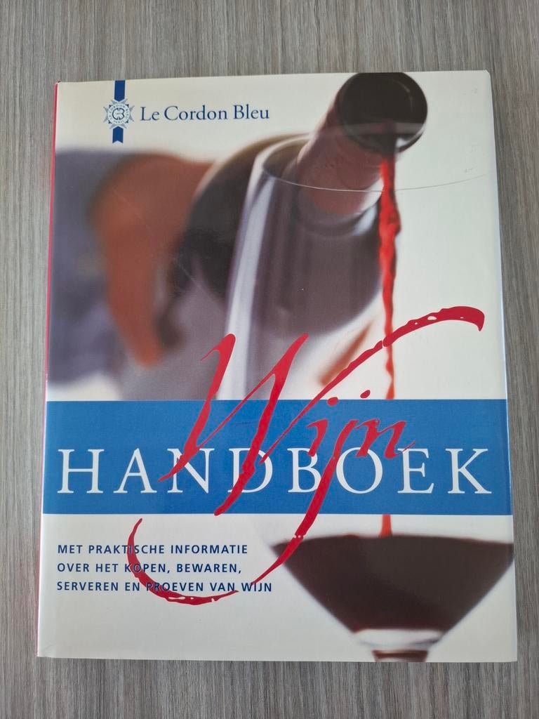 LE CORDON BLEU WIJNHANDBOEK, Ophalen of Verzenden, Zo goed als nieuw