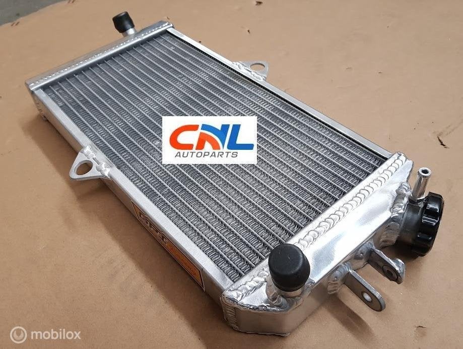 Radiateur +slangen 1985-1992 SUZUKI lt 250r LT250R 86 87 88, Nieuw, Ophalen of Verzenden