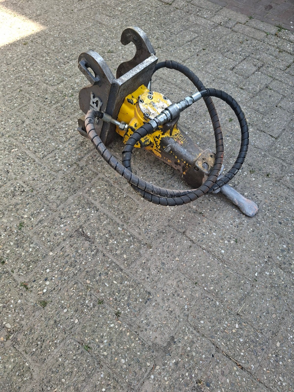 Sloophamer atlas copco sb 52, Zakelijke goederen, Machines en Bouw | Kranen en Graafmachines, Ophalen, Graafmachine