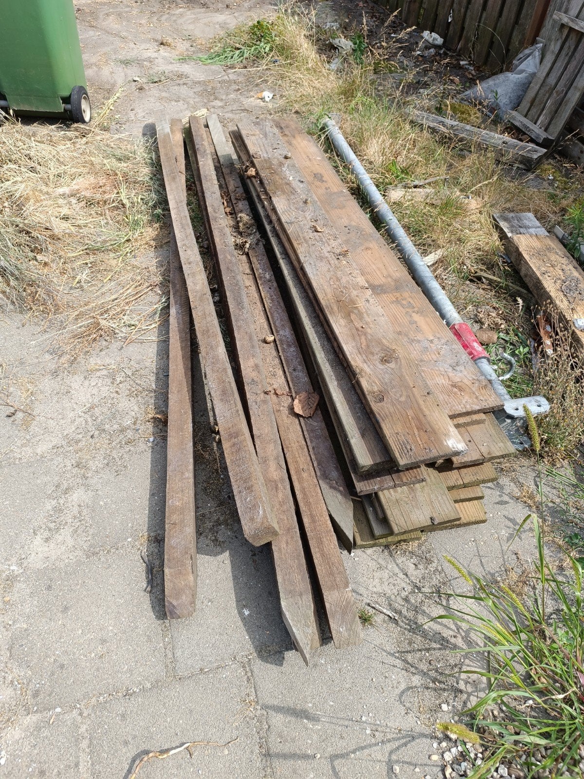 schutting palen en planken gratis, Ophalen, 250 cm of meer, Palen, Hardhout
