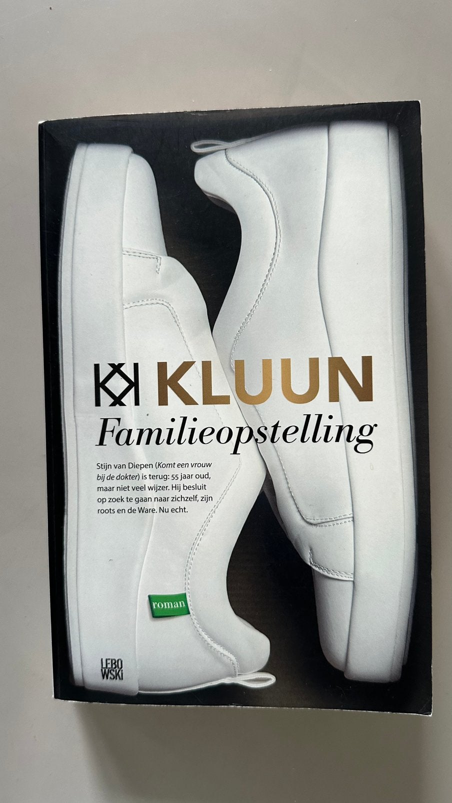Kluun - Familieopstelling, Ophalen of Verzenden, Gelezen, Kluun