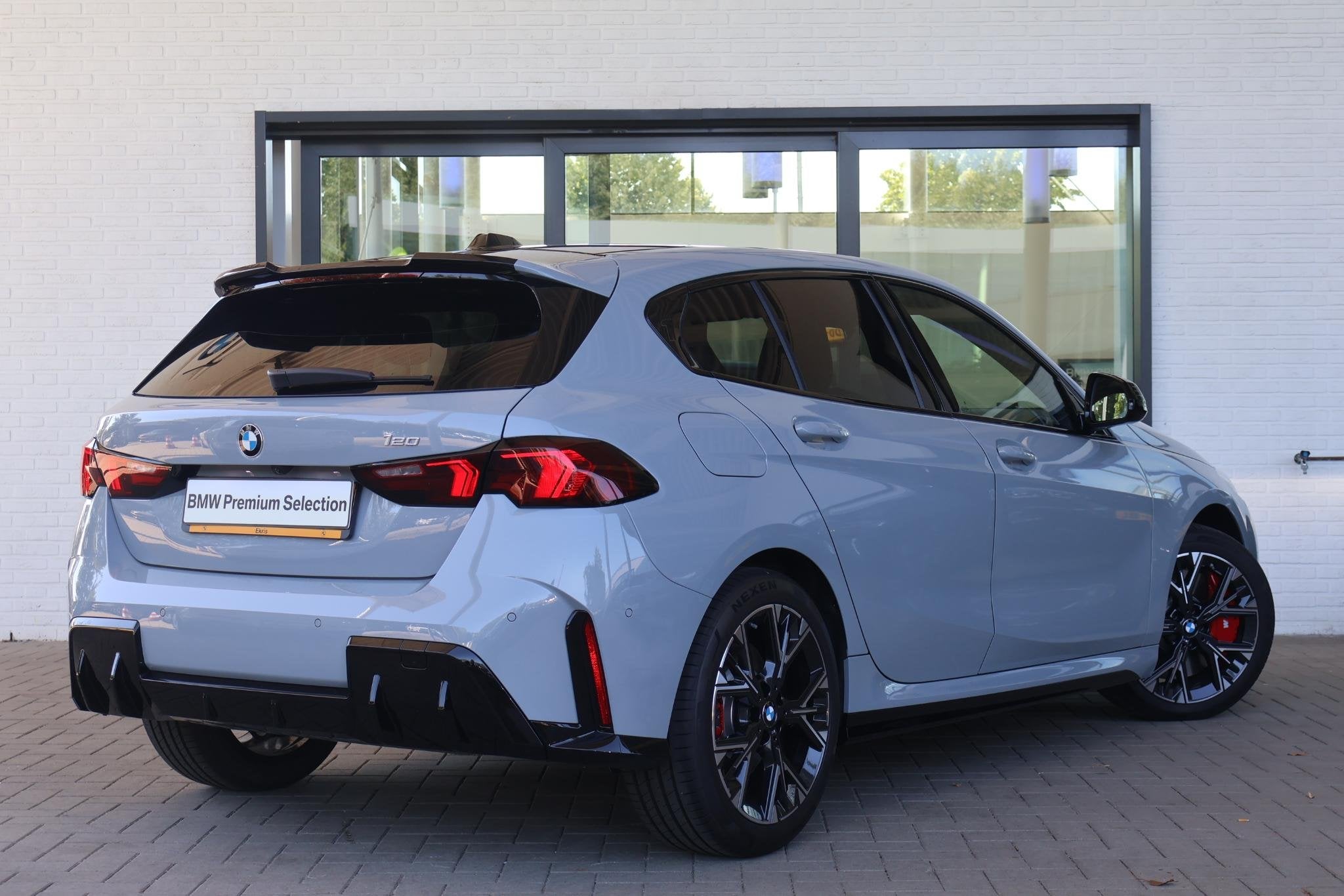 BMW 1-serie 120 M Sport Design Edition | M Sport | Premium P, Met garantie (alle), Origineel Nederlands, Bedrijf, 19 km/l
