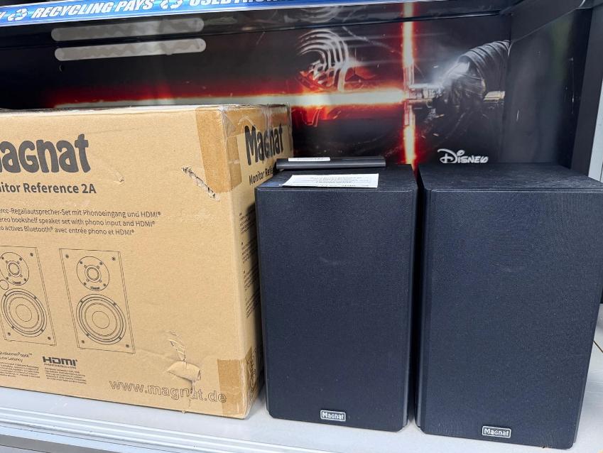 Magnat Monitor Reference 2A | 2-Weg DJ Monitor, Ophalen of Verzenden, Zo goed als nieuw, 60 tot 120 watt, Magnat