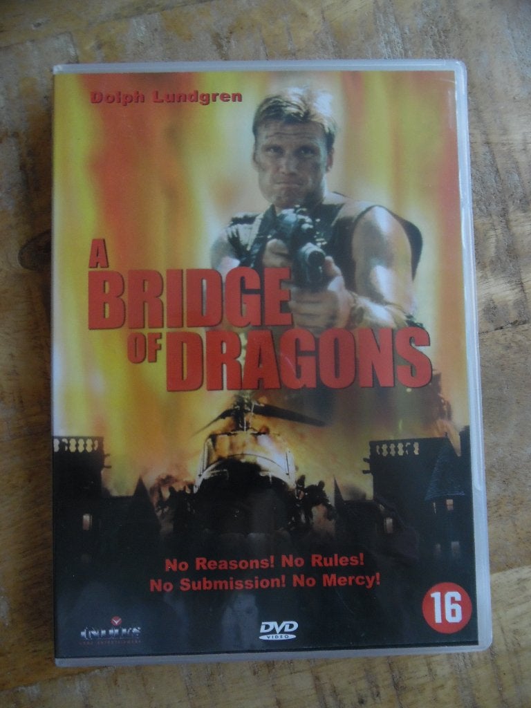 AKTIE MISDAAD - A BRIDGE OF DRAGONS - DOLPH LUNDGREN, Vanaf 16 jaar, Ophalen of Verzenden, Gebruikt, Overige gebieden