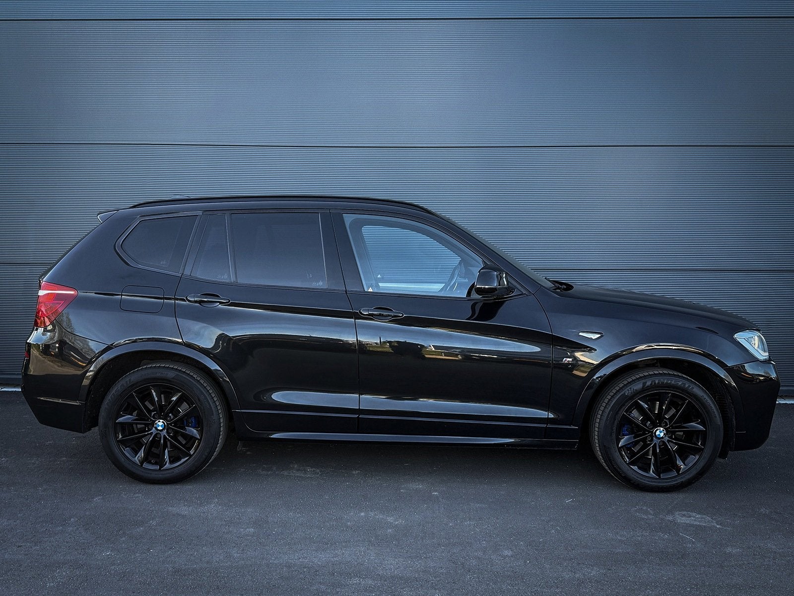 BMW X3 BMW X3 sDrive20i High Executive M Sport Edition, Pano, Automaat, Achterwielaandrijving, Gebruikt, 4 cilinders