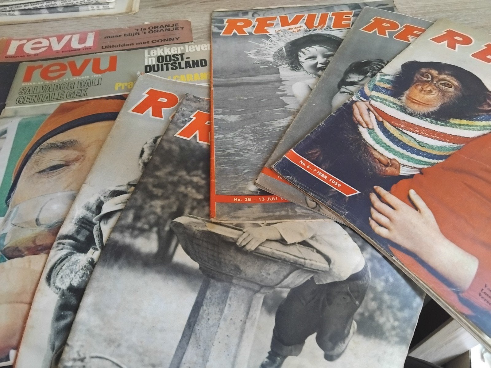 7x Vintage Revu Tijdschriften - Jaren '50 en '60, Ophalen of Verzenden, Gelezen, Overige typen