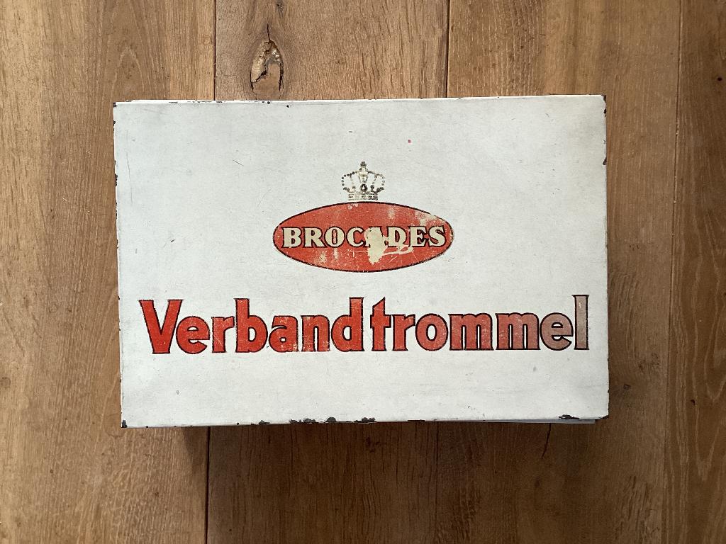 Curiosa verbandtrommel voor automobilisten, Ophalen of Verzenden