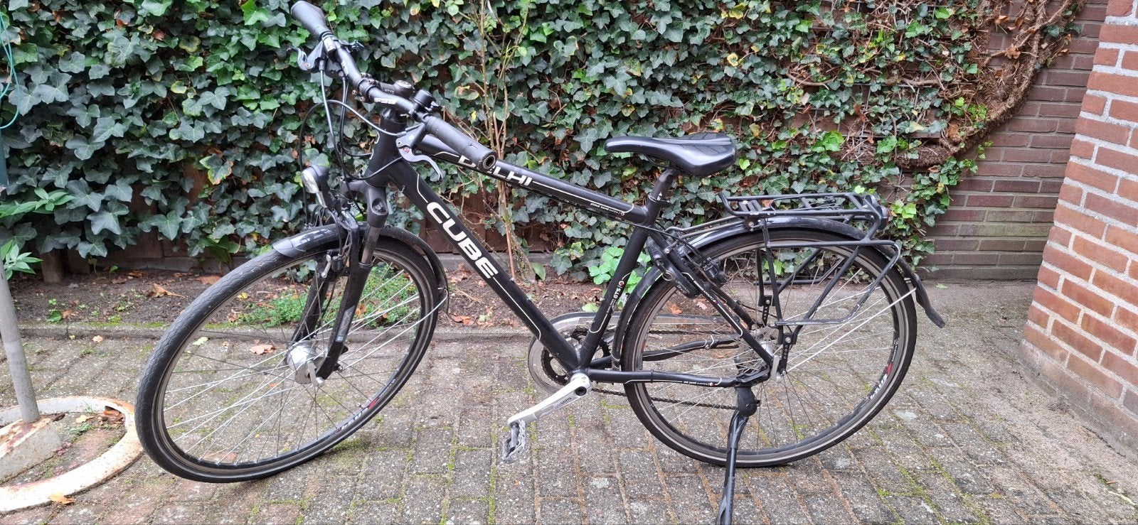Cube Delhi Trekkingfiets, Gebruikt, Velgrem, Versnellingen, 49 tot 53 cm