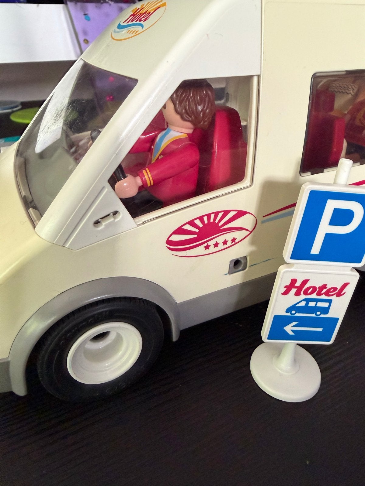 Playmobil Hotel Bus met figuren en accessoires, Ophalen of Verzenden, Gebruikt, Complete set
