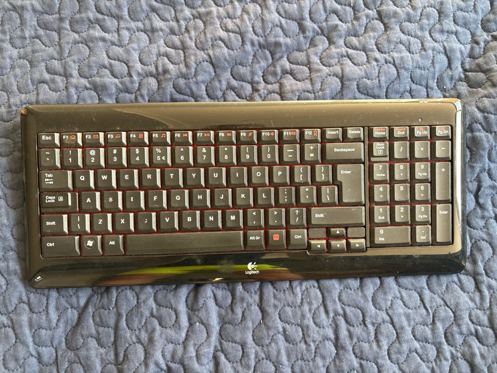 Logitech K340 Draadloos Toetsenbord Qwerty, Computers en Software, Toetsenborden, Gebruikt, Draadloze ontvanger, Ophalen of Verzenden
