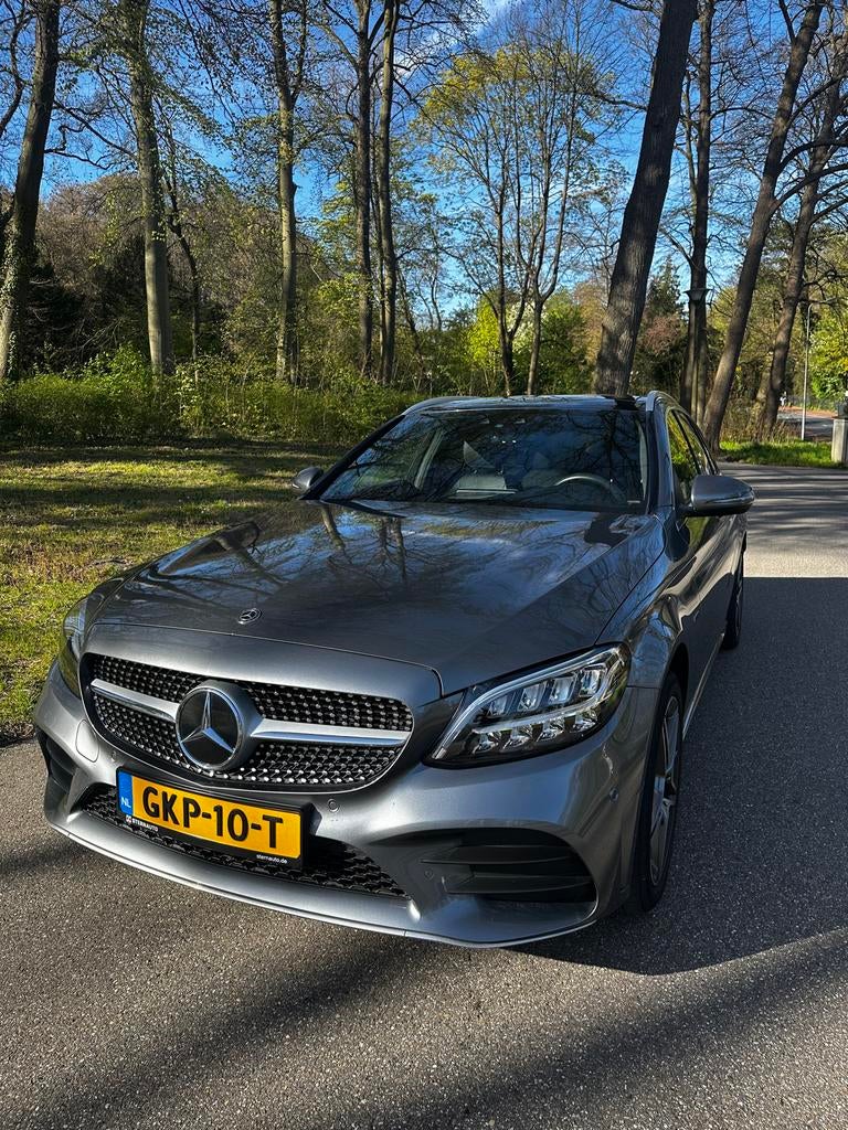 Mercedes-Benz C-Klasse C300 e 320pk 9G-TRONIC 2020 Grijs, Auto's, Automaat, Achterwielaandrijving, 1800 kg, 320 pk