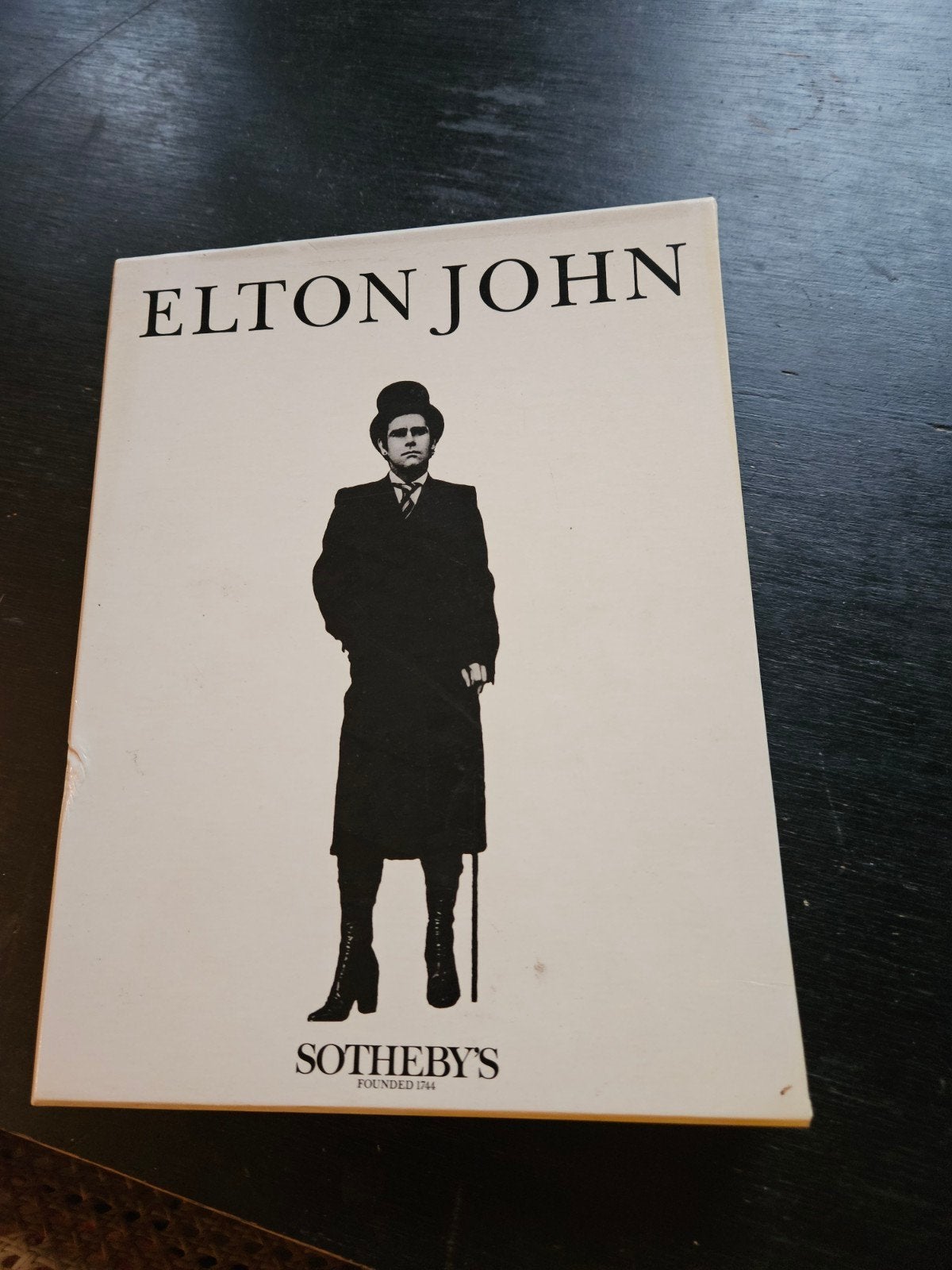 Sotheby's Elton John Catalogus Boxset (4 delen), Boeken, Ophalen of Verzenden, Zo goed als nieuw, Sotheby's, Catalogus