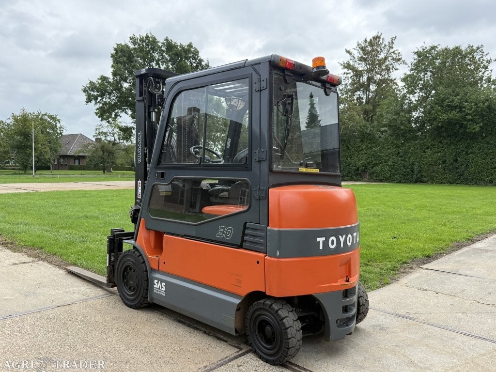 Toyota 7FBMF30 triplo 500cm freelift Sideshift vorkverstelle, Zakelijke goederen, Heftruck, Ophalen of Verzenden, Toyota, Kievitsham 48 Hoenzadriel