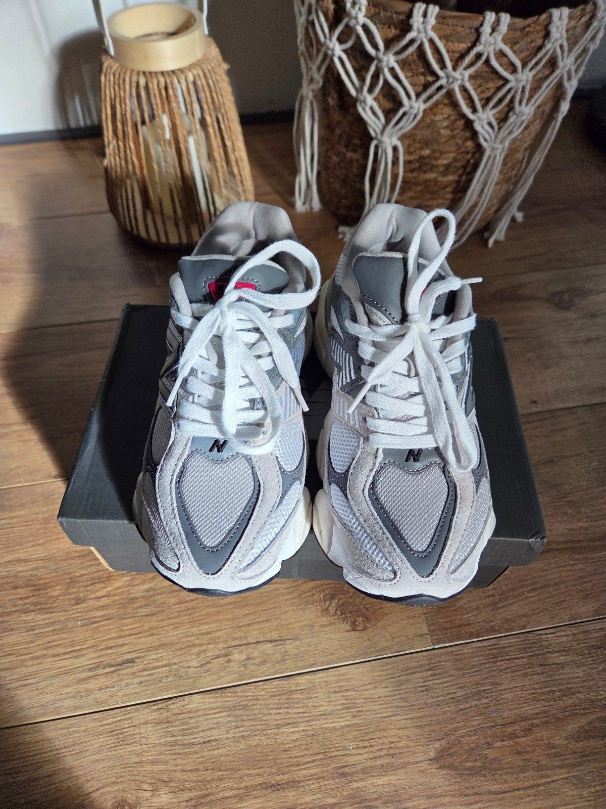 New Balance 9060, Kleding | Dames, Schoenen, New Balance, Ophalen of Verzenden, Grijs, Sneakers of Gympen