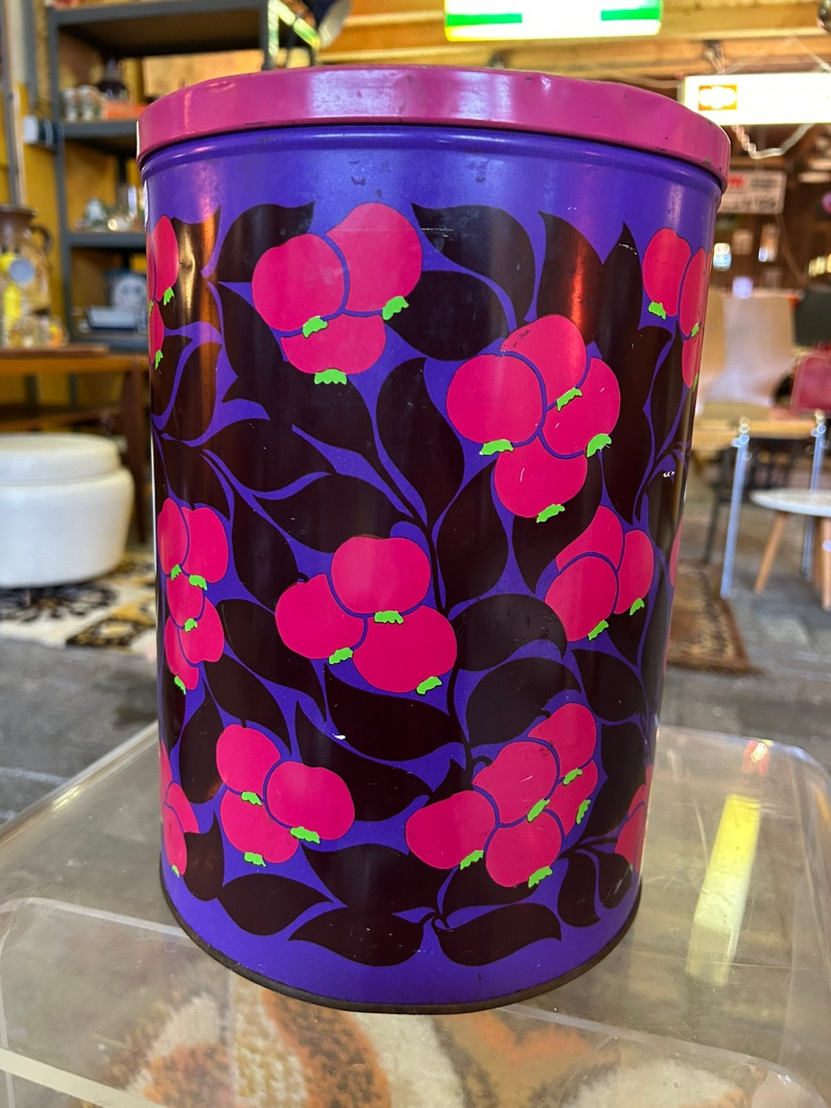Vrolijke vintage jaren 70 paars roze bloemen blik, Ophalen of Verzenden, Gebruikt, Overige