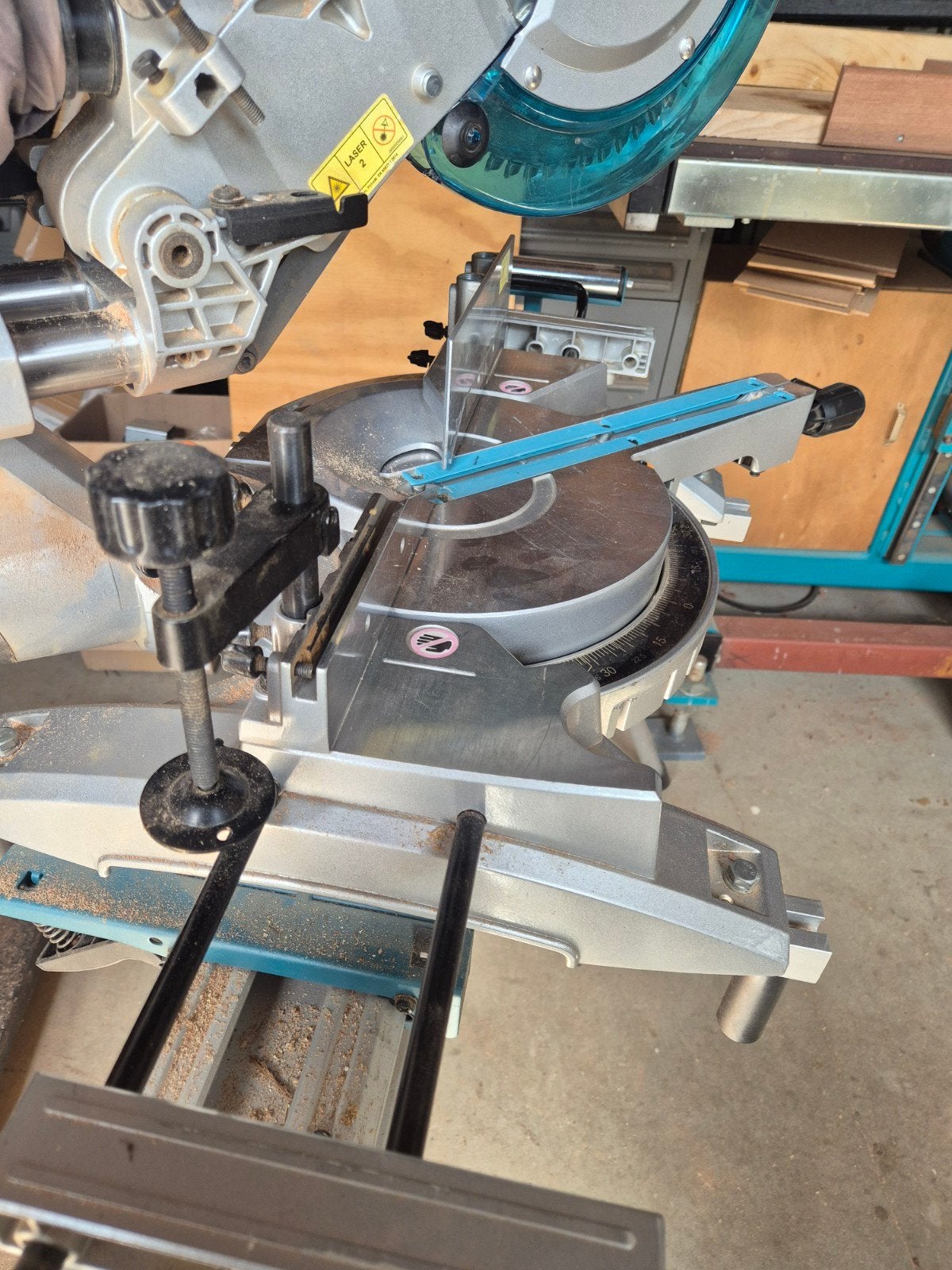 Makita LS1018L Afkortzaag - Krachtig en Nauwkeurig, Doe-het-zelf en Verbouw, Gereedschap | Zaagmachines, Ophalen, Gebruikt, 70 mm of meer