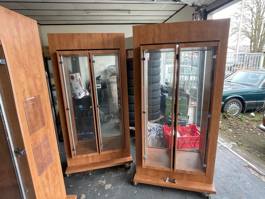 Mooie degelijke vitrines - Ideaal voor presentatie, Huis en Inrichting, Kasten | Vitrinekasten, Ophalen, Gebruikt, 50 tot 100 cm